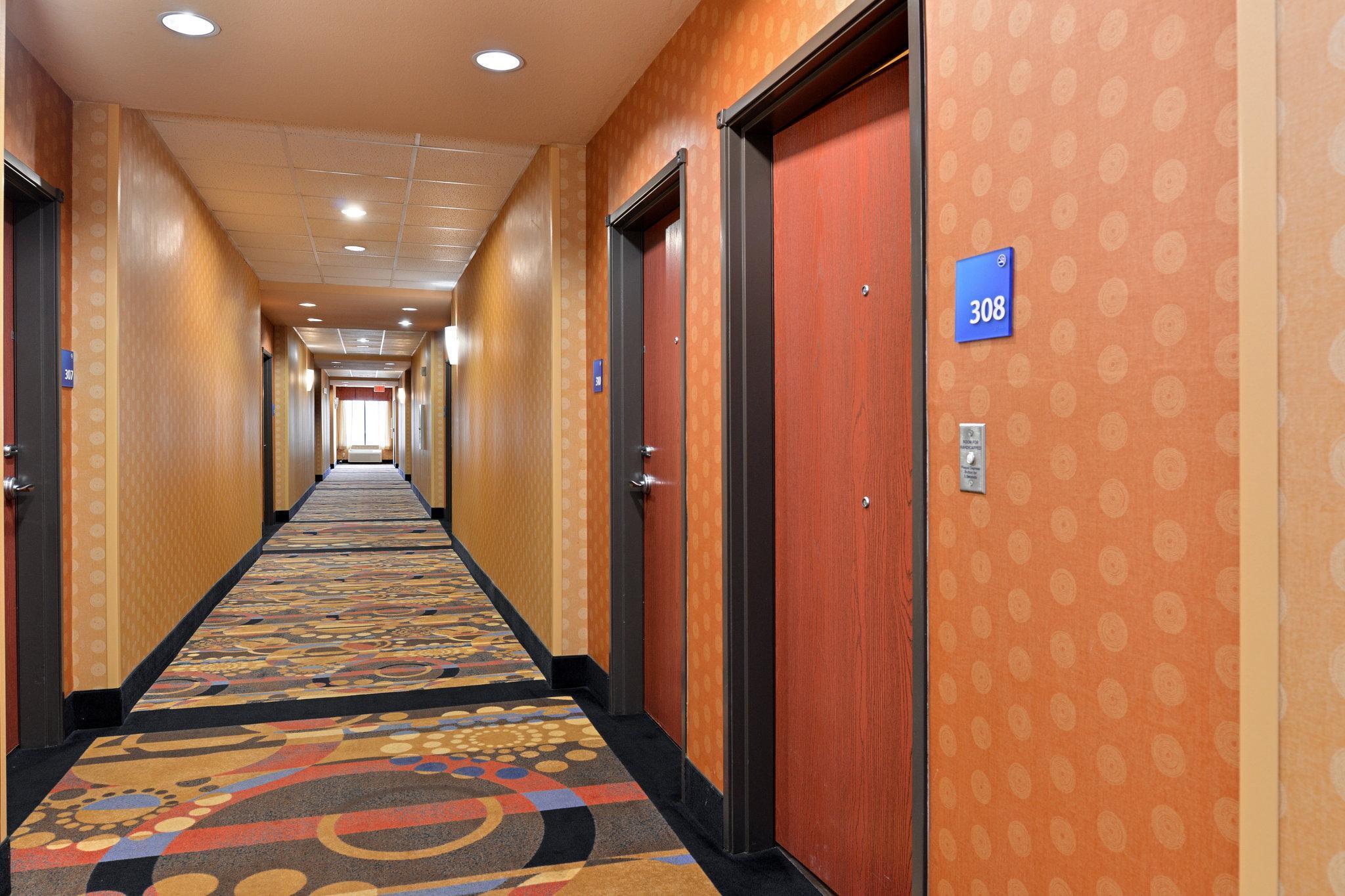 Holiday Inn Express & Suites Van Buren-Fort Smith Area, An Ihg Hotel Eksteriør bilde